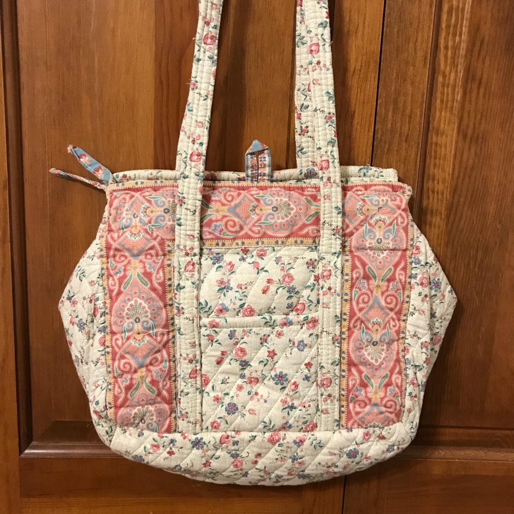 Vera Bradley Hoosier Bag in Cream Pattern